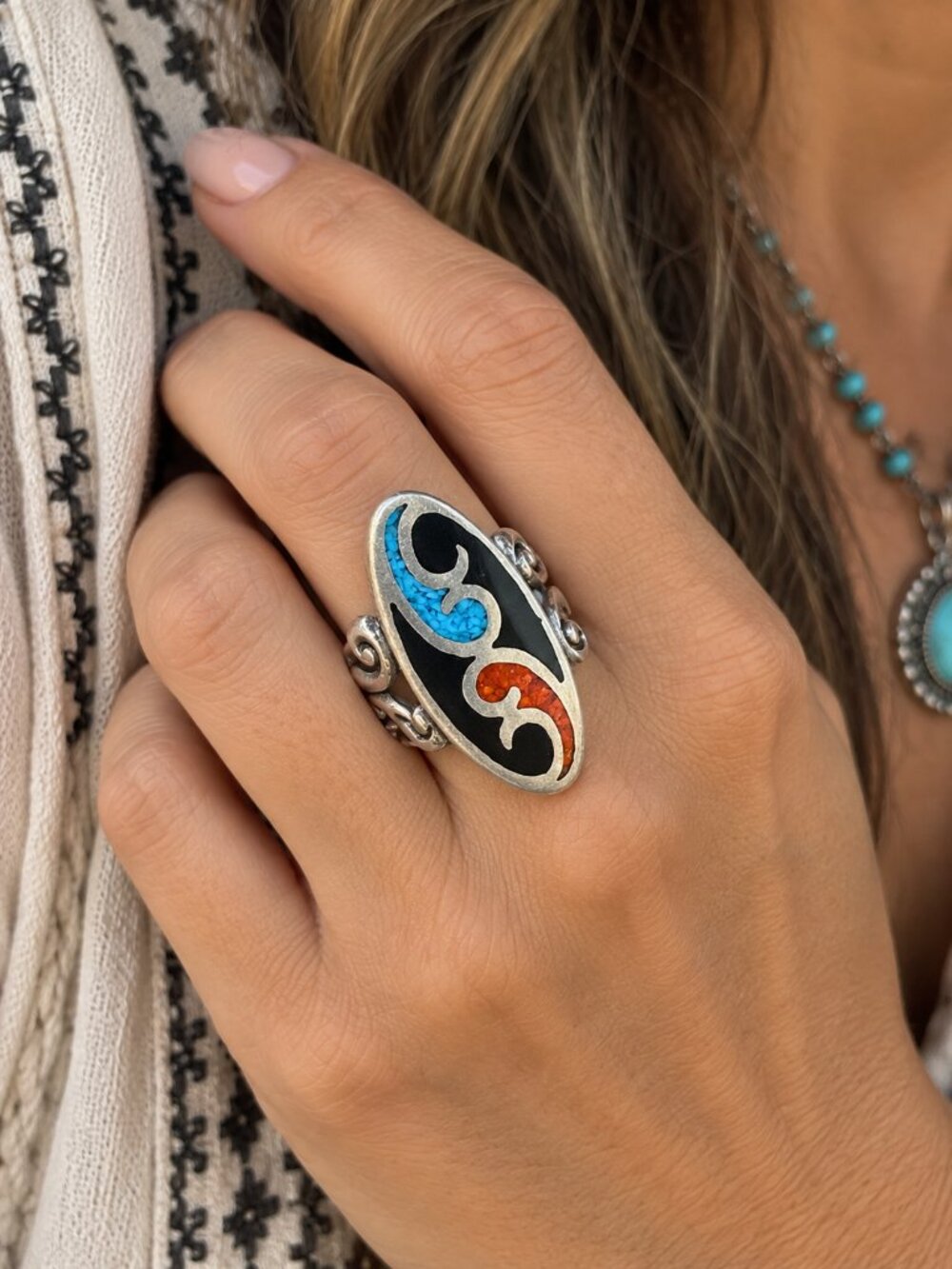 Sterling Silver Black Enamel Crushed Coral & Turquoise Inlay Ring Size 6